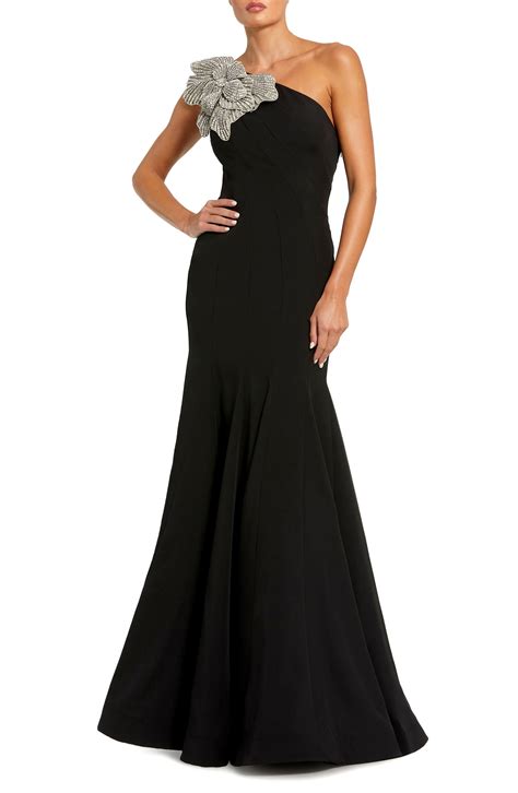 mac duggal one shoulder trumpet gown